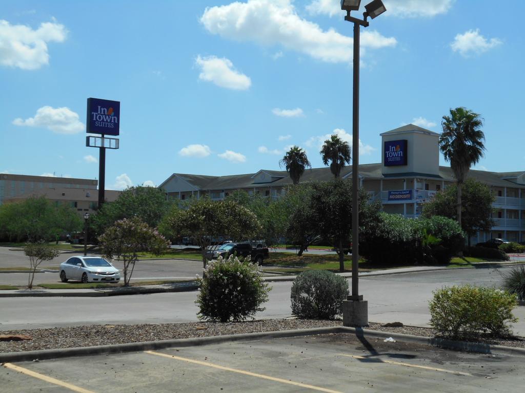 Intown Suites Extended Stay Select Corpus Christi Tx Buitenkant foto