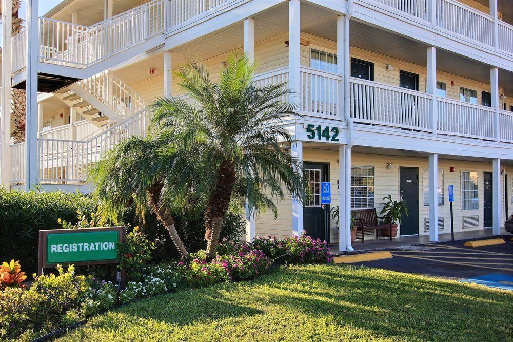 Intown Suites Extended Stay Select Corpus Christi Tx Buitenkant foto